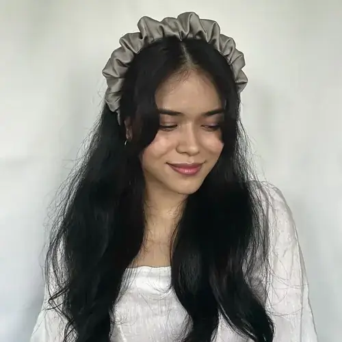 Laurel scrunchie headband worn