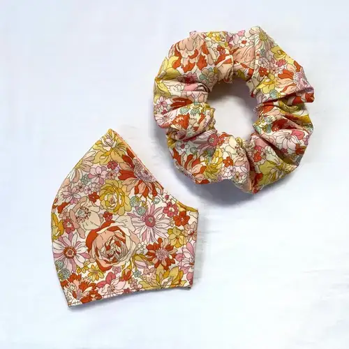 Persimmon curved face mask and scrunchie set